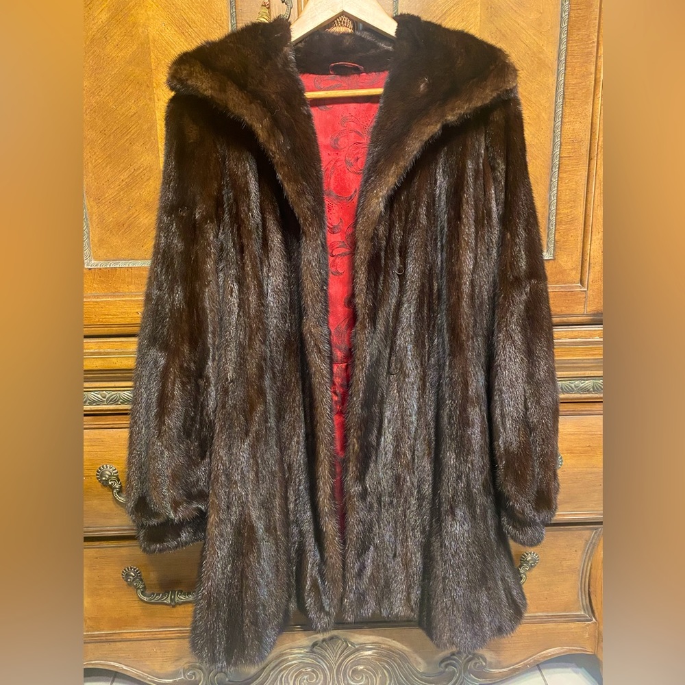100% Genuine Mink coat size Large to XL